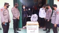 Polres Karimun Gelar Pengamanan dan Pengawalan Kedatangan Vaksin Sinovac 200 Vial 