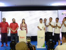 Kerja sama antara BPJS Ketenagakerjaan dan SRCIS, diresmikan oleh Direktur Kepesertaan BPJS Ketenagakerjaan Zainudin dan Direktur PT SRC Indonesia Sembilan Rima Tanago di Tangerang (Foto : BPJS Ketenagakerjaan)
