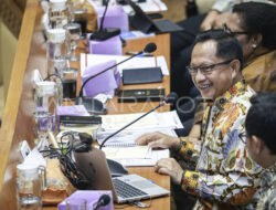 Mendagri akan Laporkan Usulan Revisi UU Politik melalui Omnibus Law ke Presiden