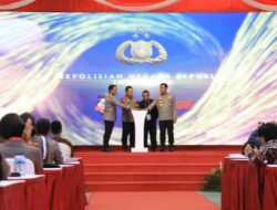 Kapolri Luncurkan Buku Pendidikan Antikorupsi pada Peringatan Hakordia